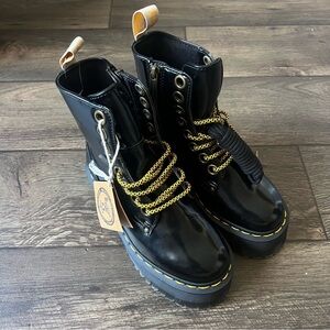 Dr Martens Vegan Jadon Max Combat Platform Boots Black Size 6 NEW